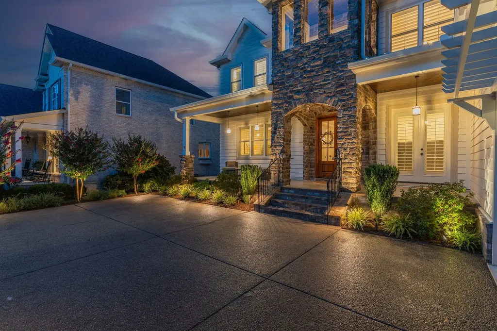 701 Springlake Drive Franklin TN 37064