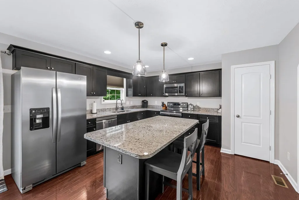 541 Skyline Dr, S Lewisburg TN 37091