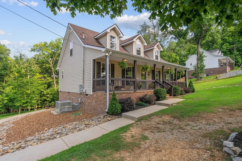 541 Skyline Dr, S Lewisburg TN 37091
