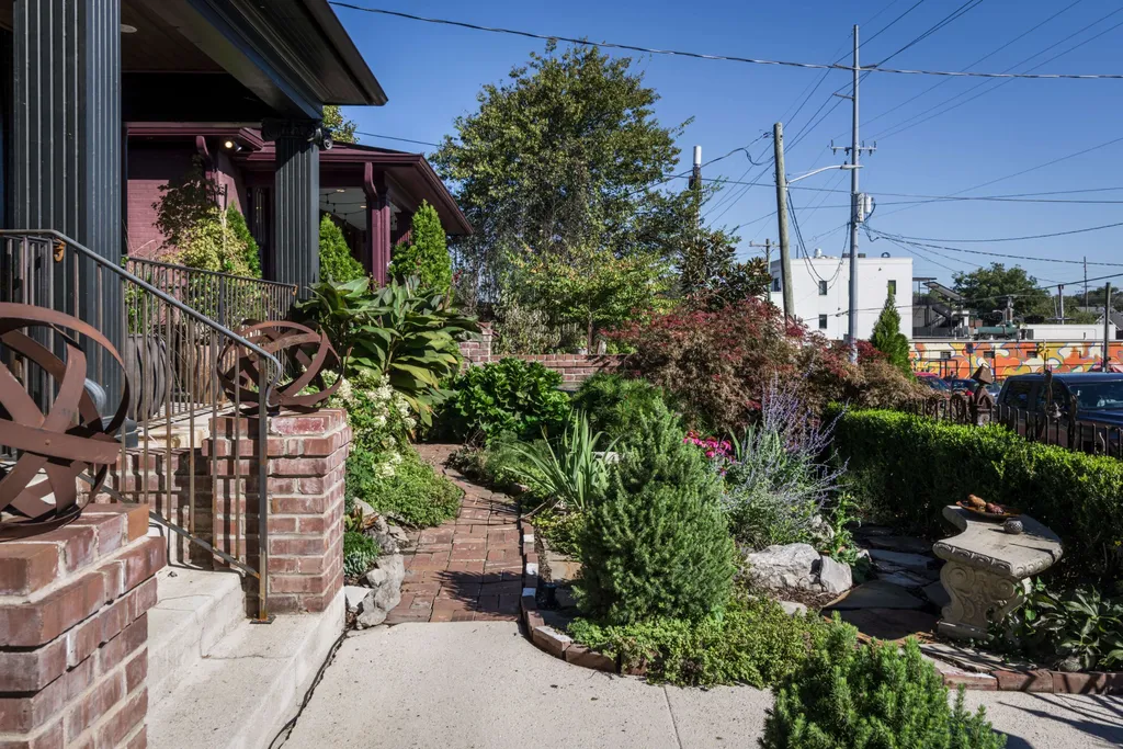 116 S 11th Street Nashville TN 37206
