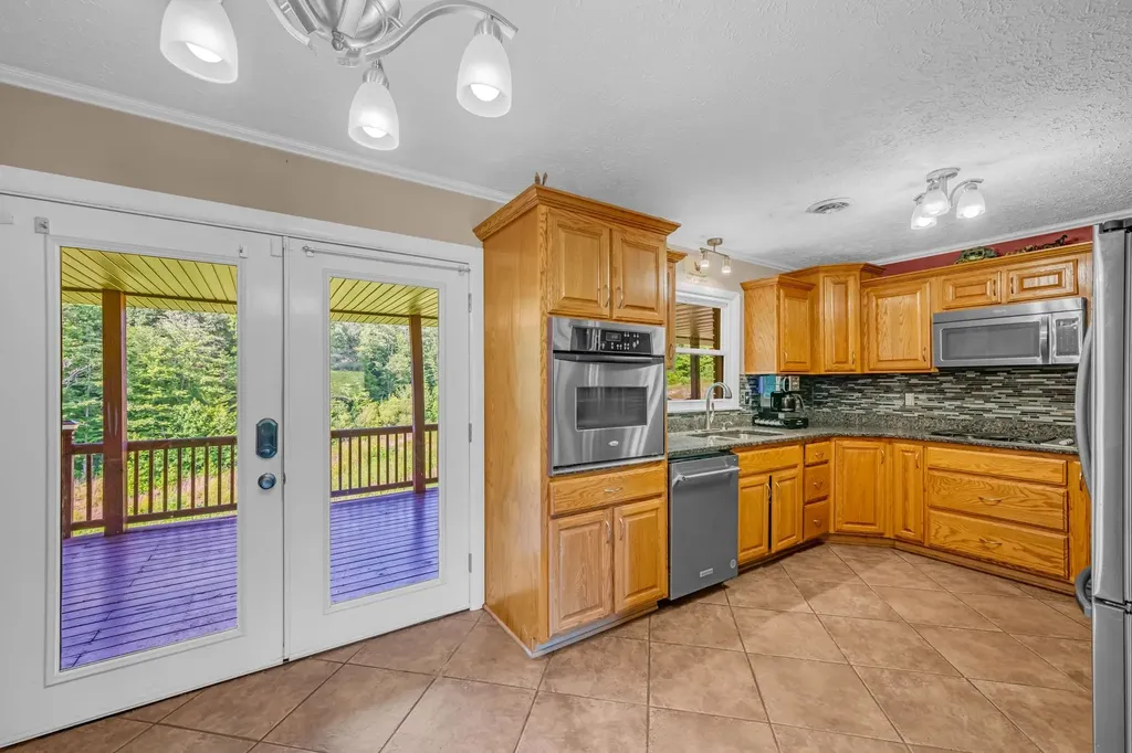 298 Langford Road Waverly TN 37185