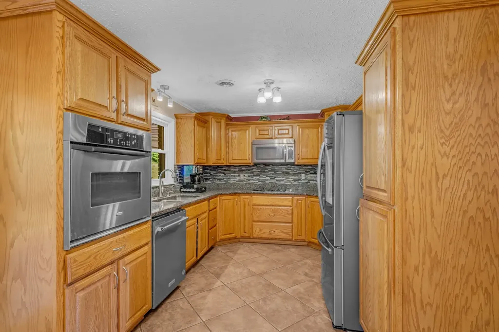 298 Langford Road Waverly TN 37185