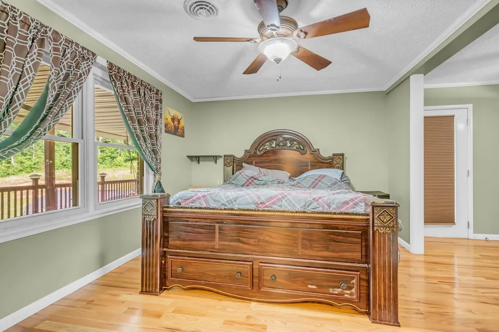 298 Langford Road Waverly TN 37185