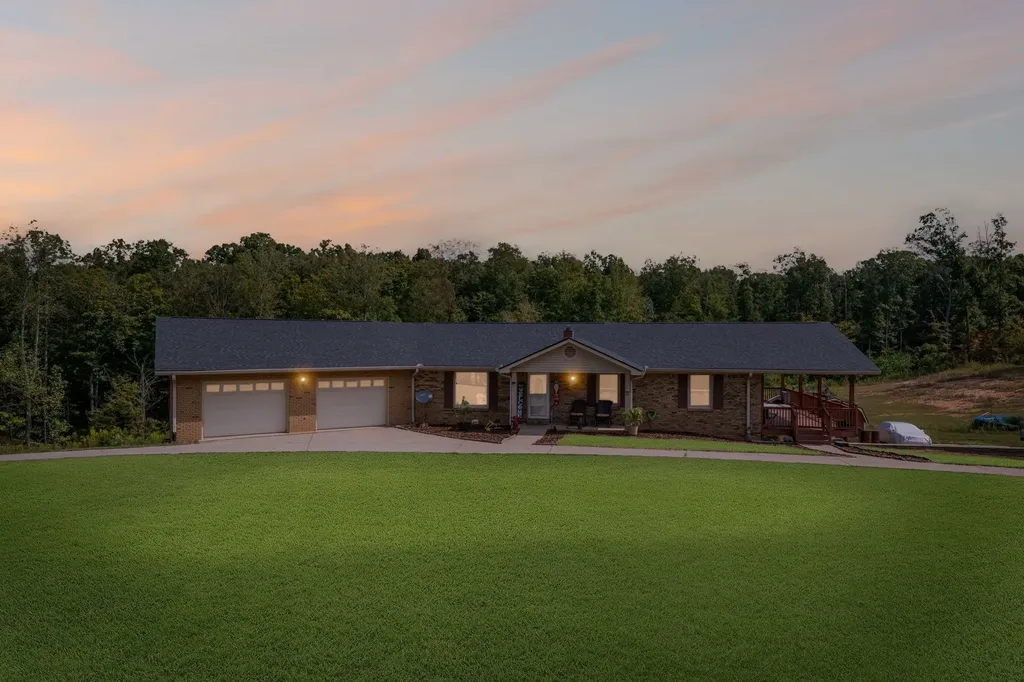 298 Langford Road Waverly TN 37185