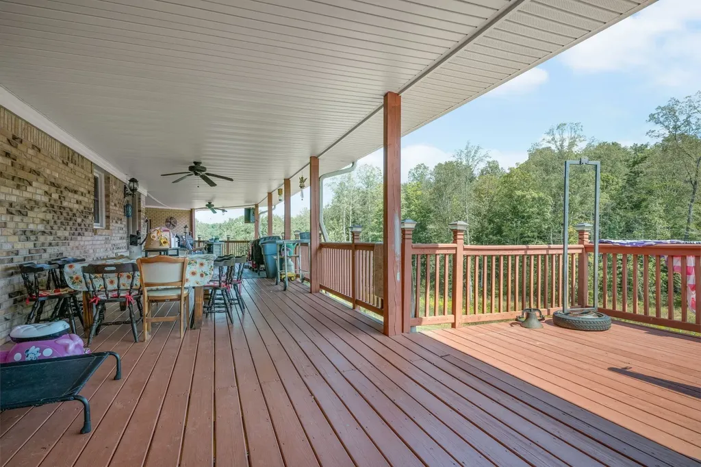 298 Langford Road Waverly TN 37185