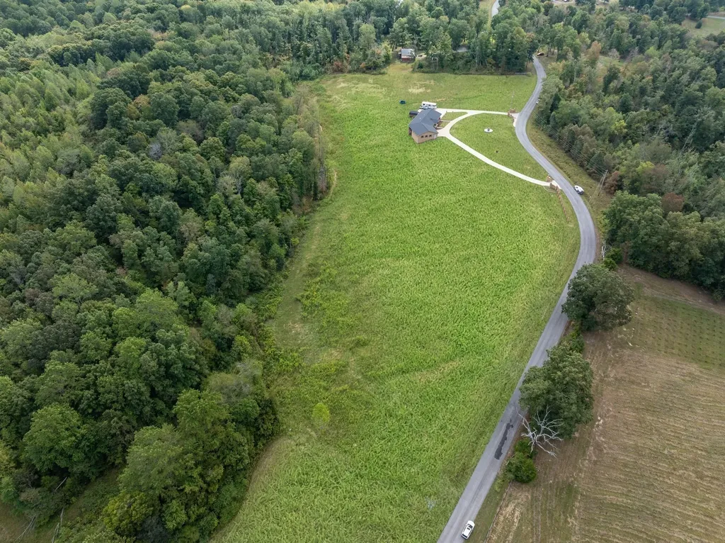 298 Langford Road Waverly TN 37185