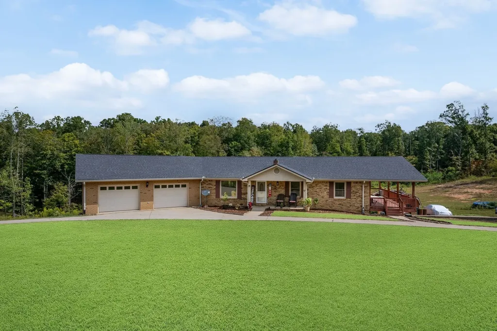 298 Langford Road Waverly TN 37185