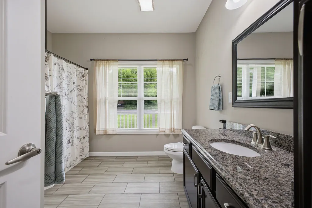 628 Tulip Grove Road Hermitage TN 37076