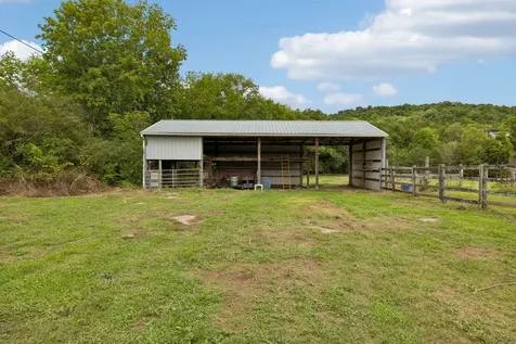 177 Spurlock Lane Hickman TN 38567
