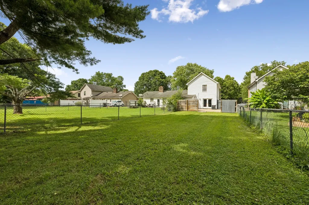 633 Lilly Lane Murfreesboro TN 37128