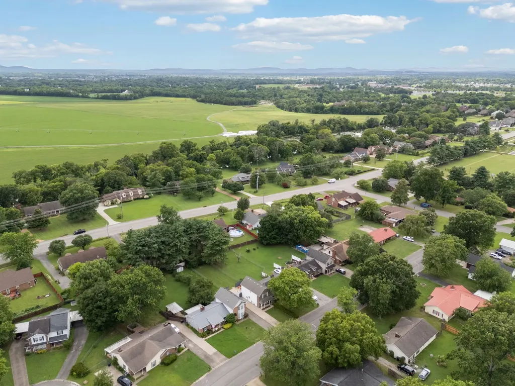 633 Lilly Lane Murfreesboro TN 37128