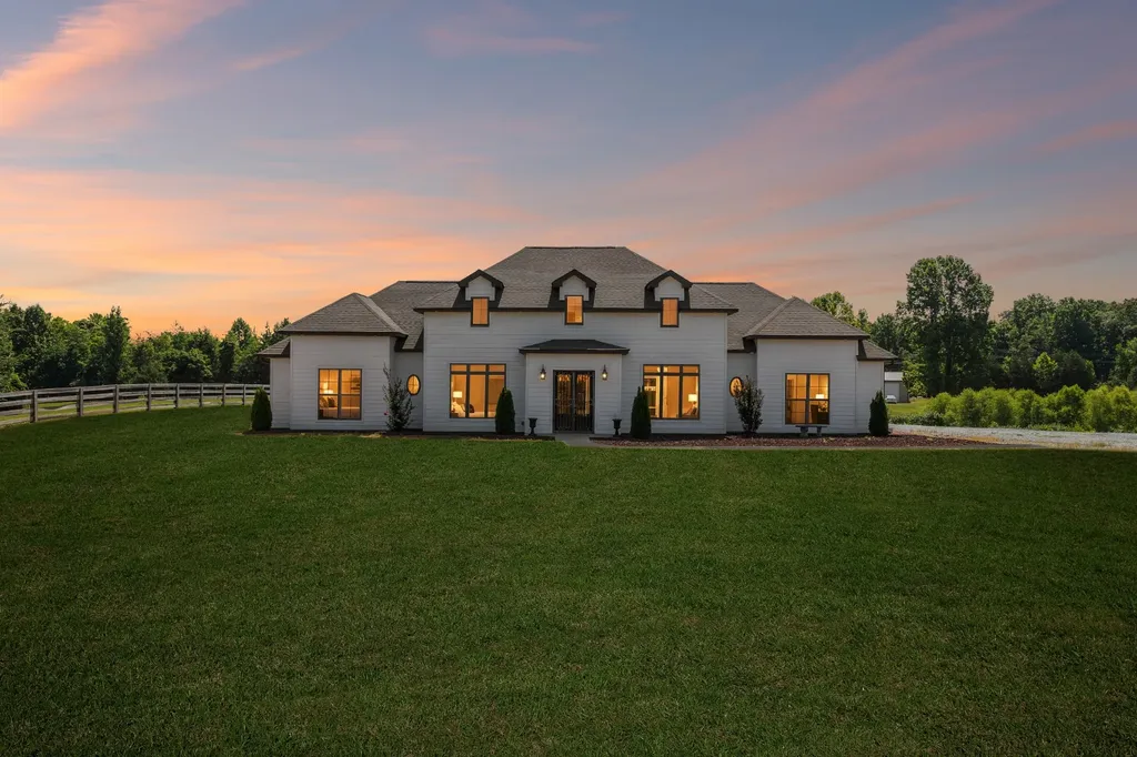2745 Joe Mac Lipscomb Road Springfield TN 37172