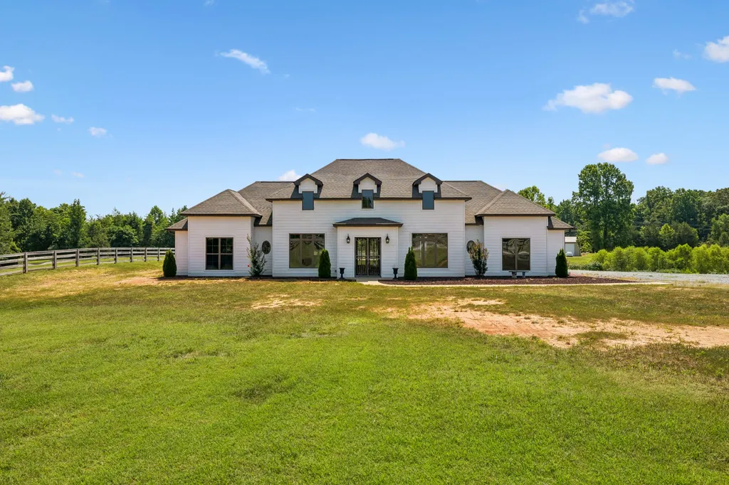 2745 Joe Mac Lipscomb Road Springfield TN 37172
