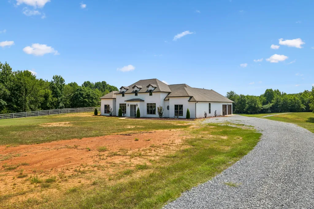 2745 Joe Mac Lipscomb Road Springfield TN 37172
