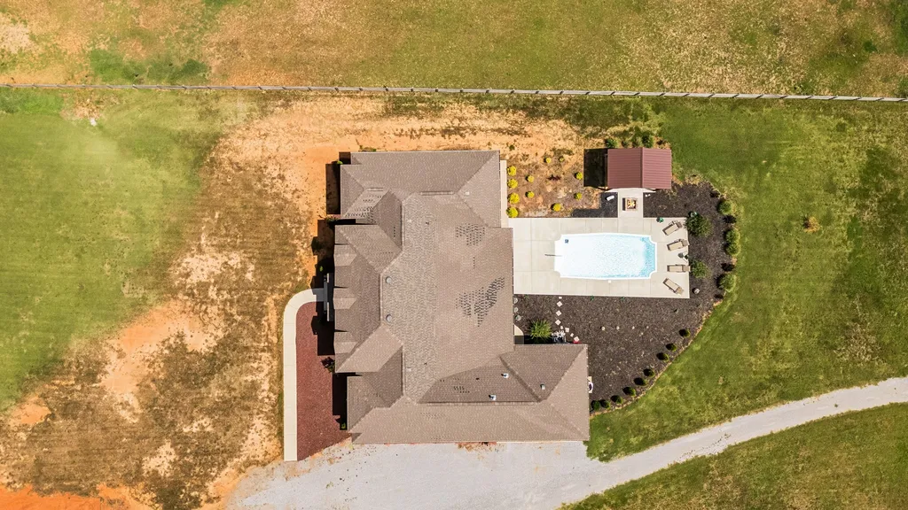2745 Joe Mac Lipscomb Road Springfield TN 37172
