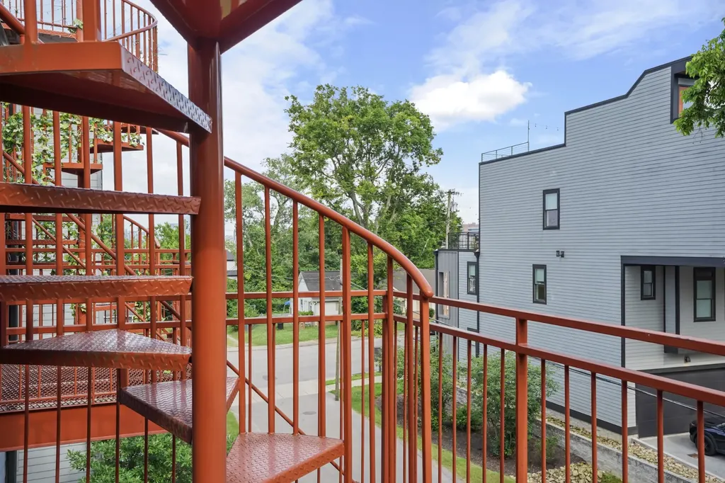 613 27th Ave, N Nashville TN 37209