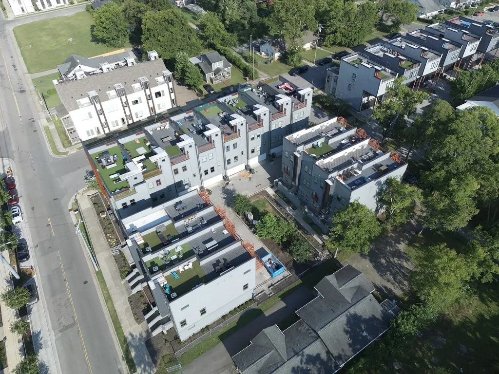 613 27th Ave, N Nashville TN 37209