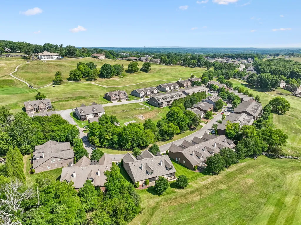143 Village Circle Lebanon TN 37087