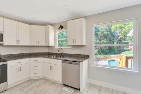 2418 Cedar Creek Drive Chattanooga TN 37421