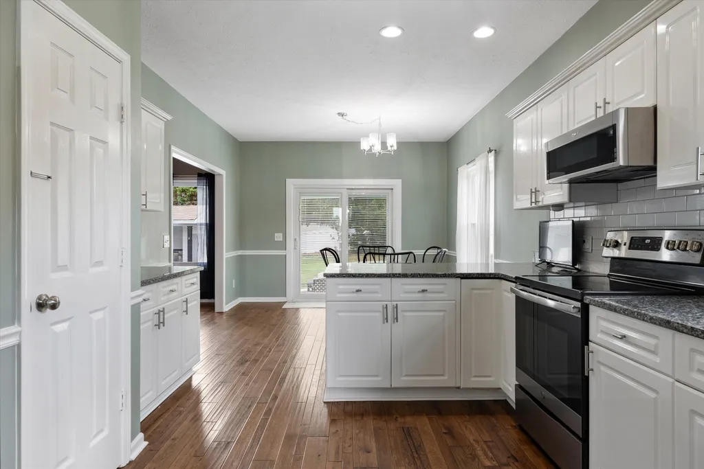 3264 Colchester Circle Lebanon TN 37087