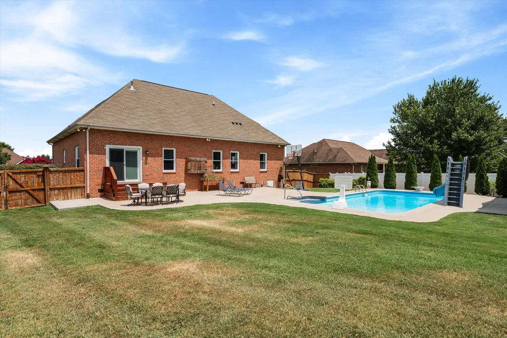3264 Colchester Circle Lebanon TN 37087