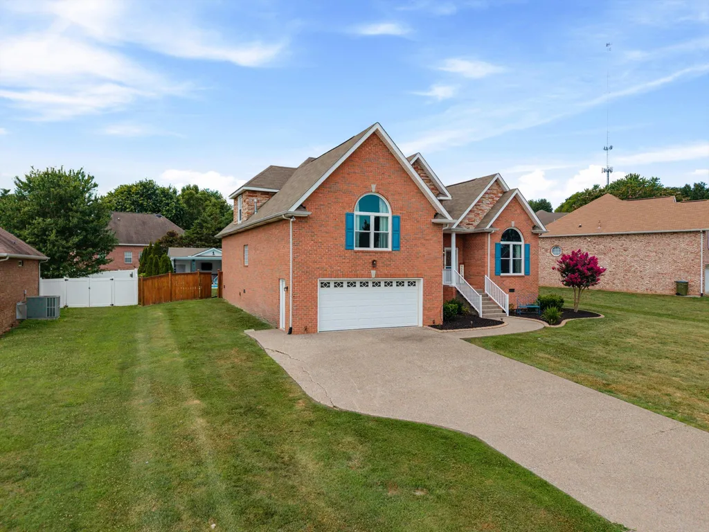 3264 Colchester Circle Lebanon TN 37087
