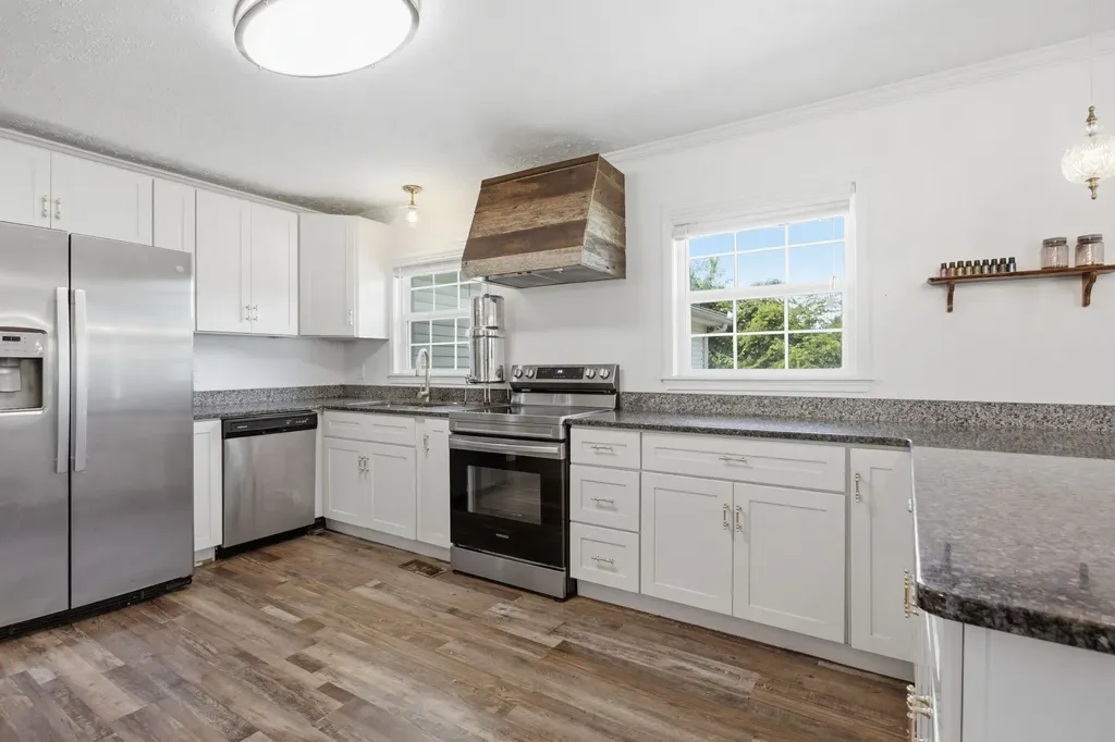 1900 Holly Grove Road Lewisburg TN 37091