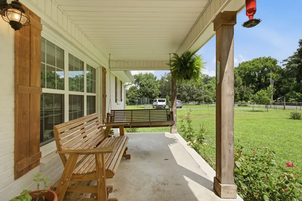 1900 Holly Grove Road Lewisburg TN 37091