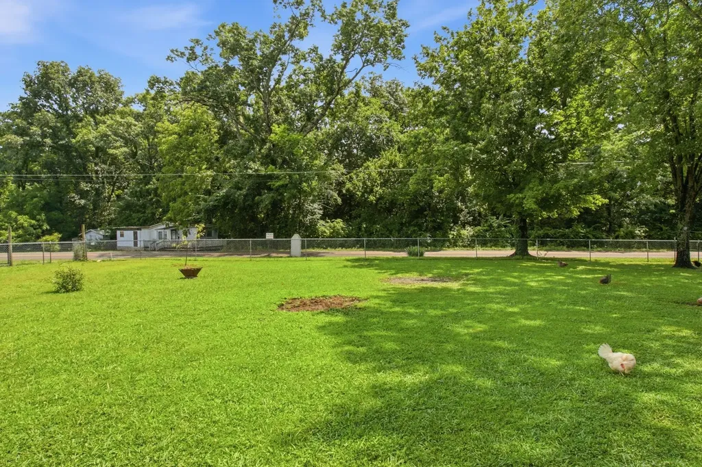 1900 Holly Grove Road Lewisburg TN 37091