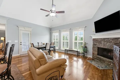 5121 General Patton Avenue Murfreesboro TN 37129