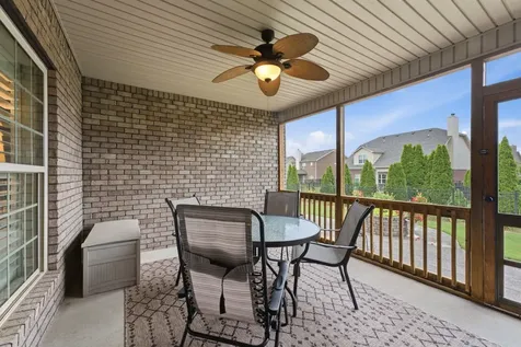 5121 General Patton Avenue Murfreesboro TN 37129