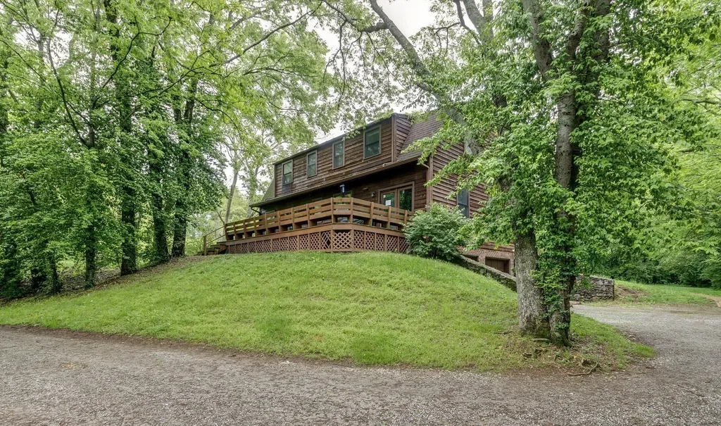 3088 Hillsboro Road Brentwood TN 37027