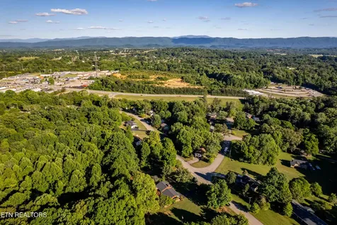 2837 Rambling Road Maryville TN 37801