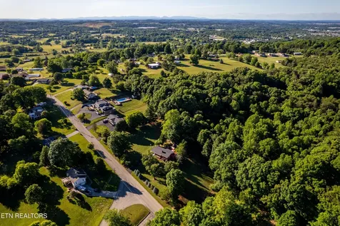 2837 Rambling Road Maryville TN 37801