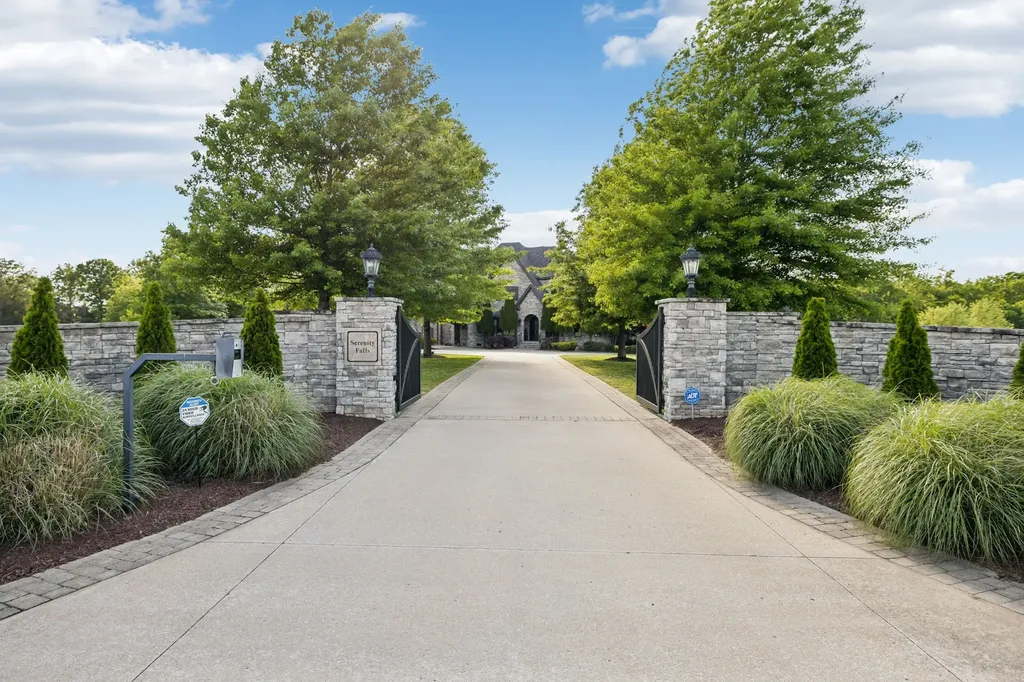 1270 Rehobath Road College Grove TN 37046