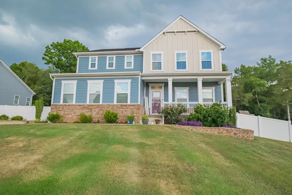 1623 Lila Drive Murfreesboro TN 37128