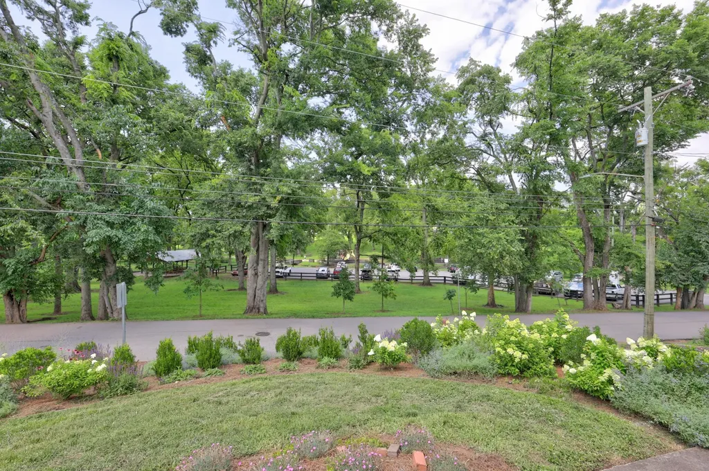 1107 Clayton Avenue Nashville TN 37204