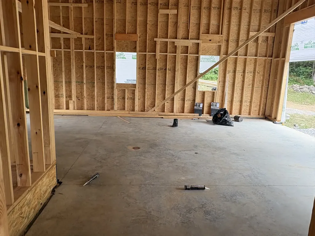 1740 Long Hollow Pike Gallatin TN 37066