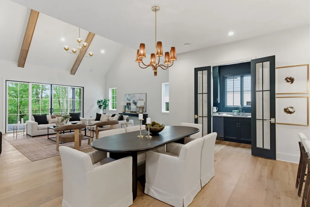 1006 Rodney Drive Nashville TN 37205