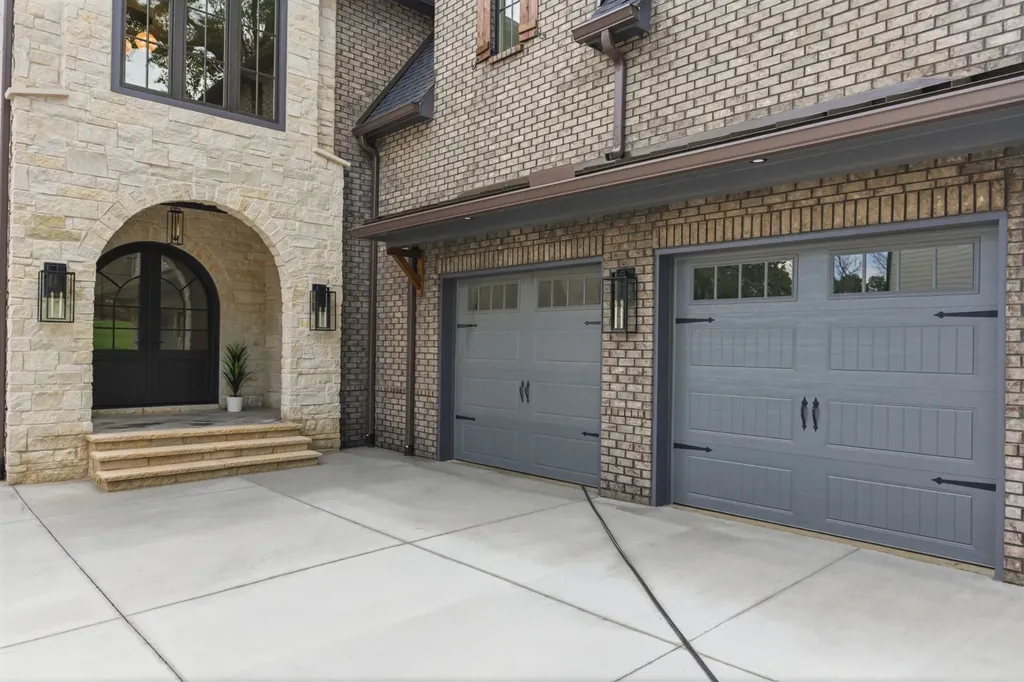 1006 Rodney Drive Nashville TN 37205