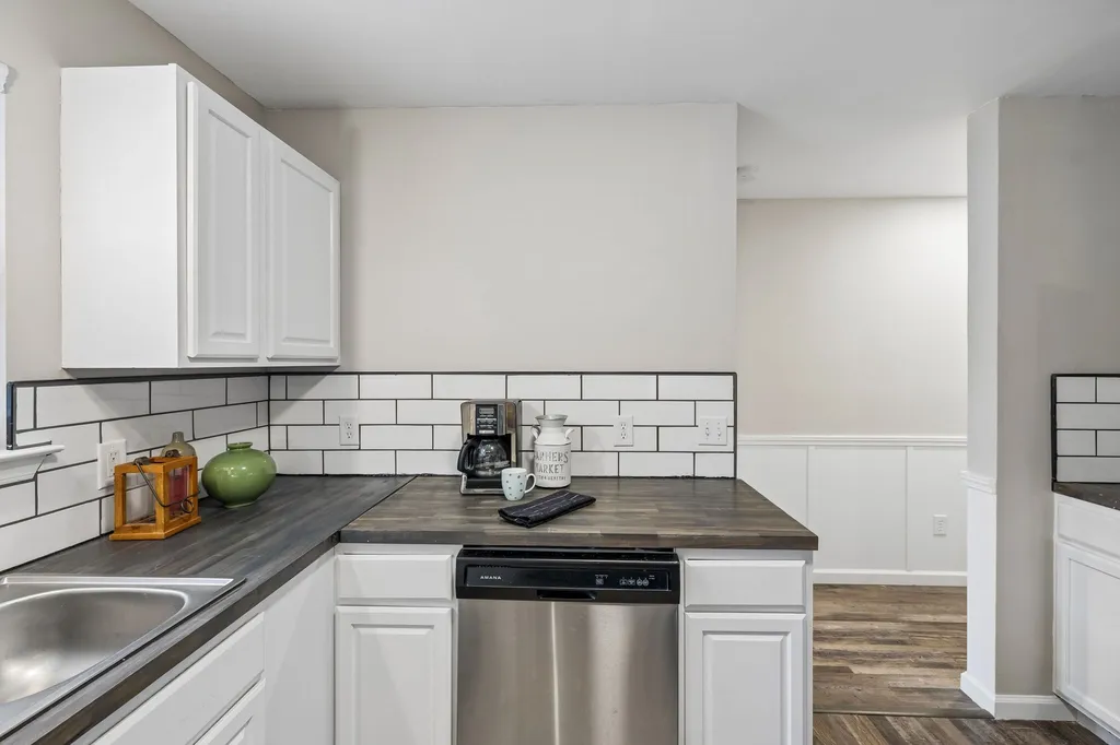 200 Cullum Avenue Dickson TN 37055