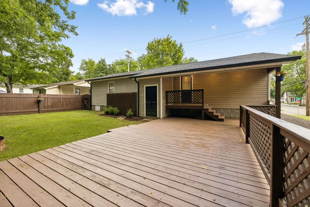 200 Cullum Avenue Dickson TN 37055