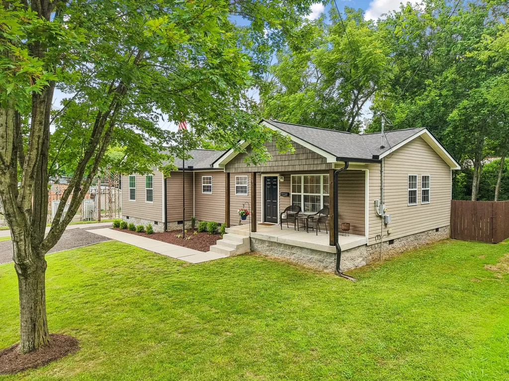 200 Cullum Avenue Dickson TN 37055