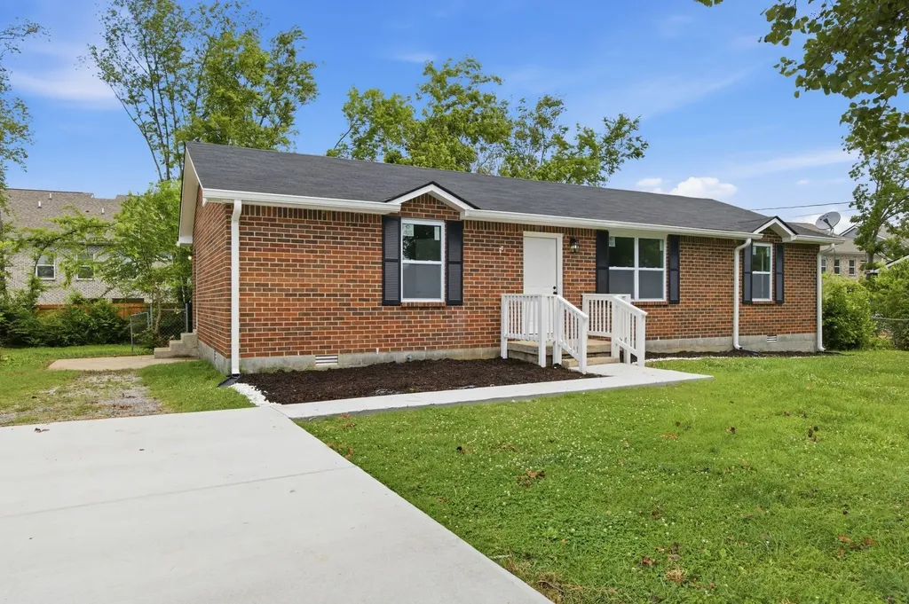 115 Walnut Crest Drive Gallatin TN 37066