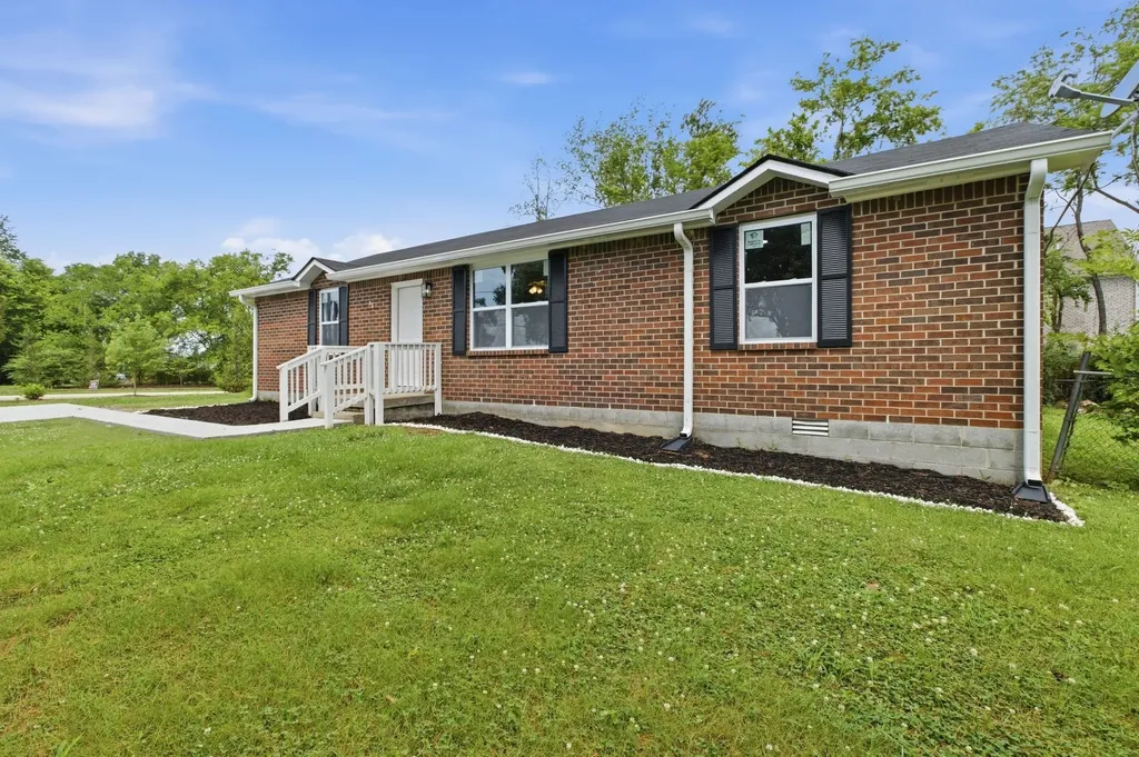 115 Walnut Crest Drive Gallatin TN 37066