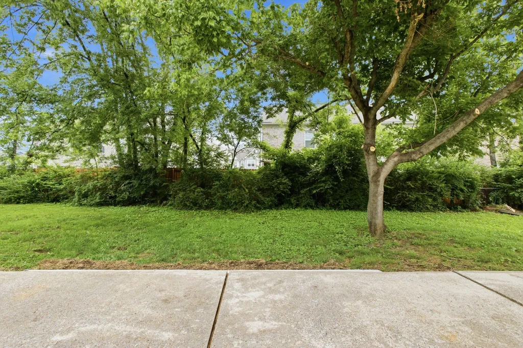 115 Walnut Crest Drive Gallatin TN 37066