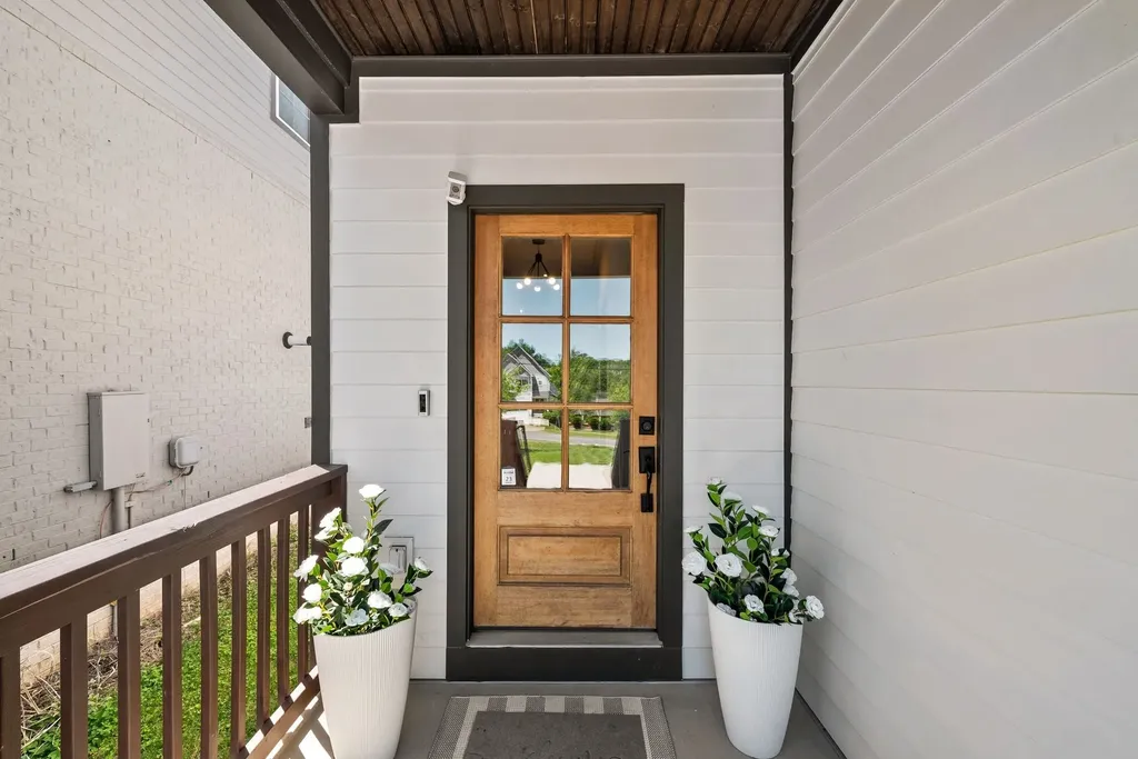 1516A Rosebank Avenue Nashville TN 37206
