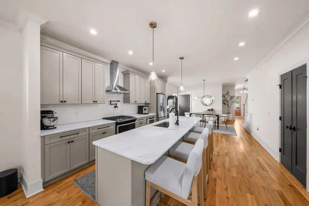 1516A Rosebank Avenue Nashville TN 37206