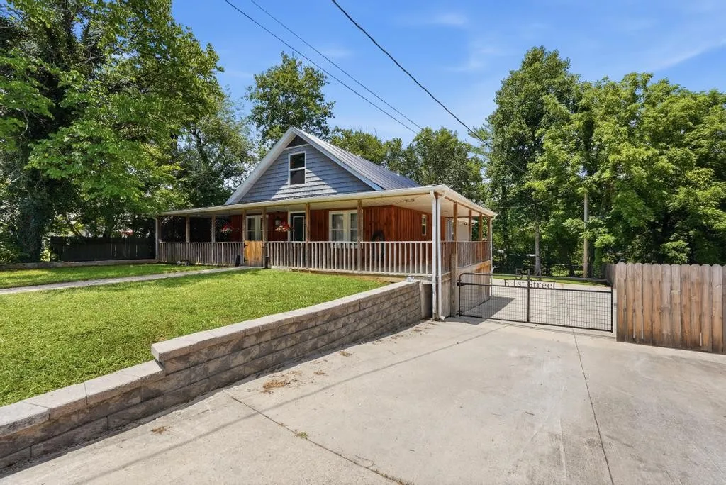514 E 1st Street Cookeville TN 38501