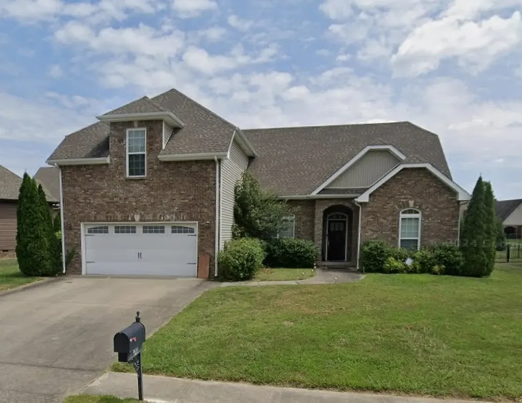 1057 Willow Circle Clarksville TN 37043